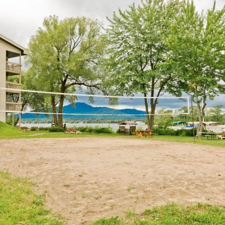 Magog Waterfront Condo Buitenkant foto