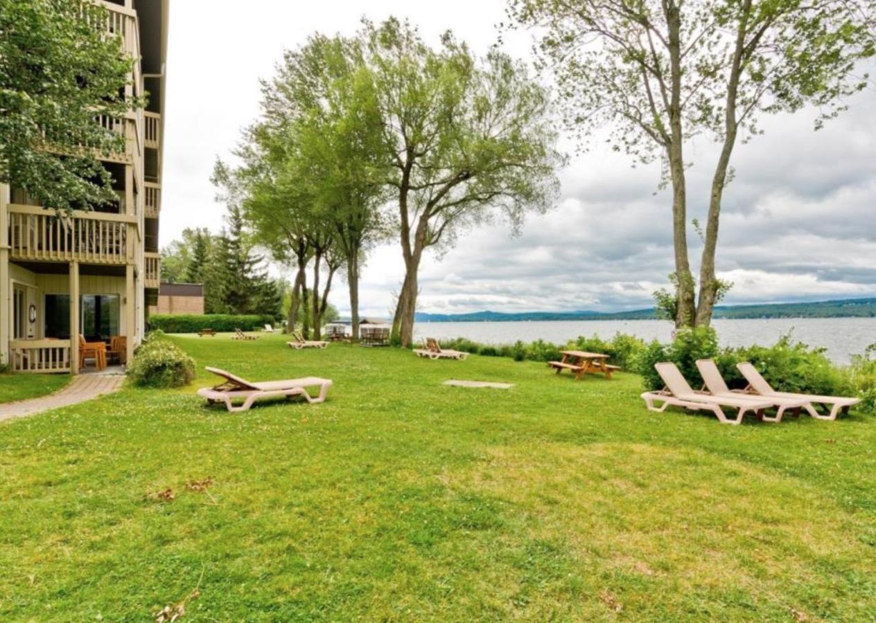 Magog Waterfront Condo Buitenkant foto